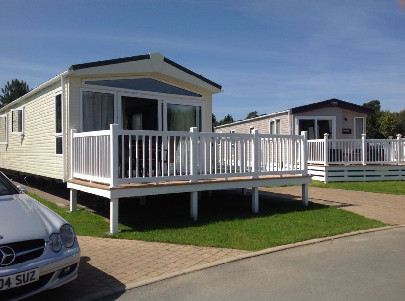 Stunning Caravan For Hire on HafanYMor. Luxury At Its Best