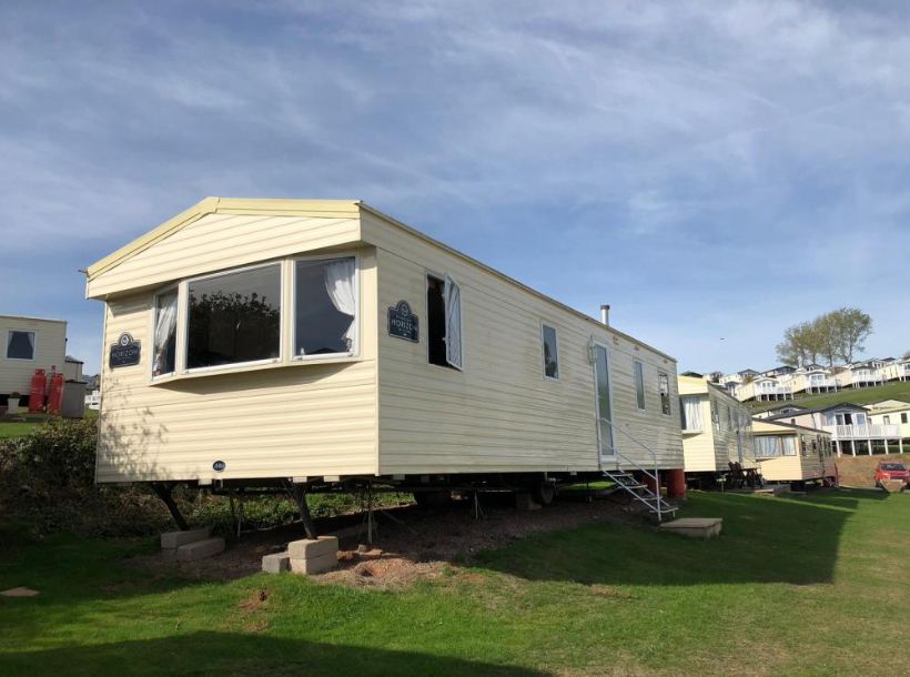 8 Berth Caravan For Hire At Sandy Bay, Devon Cliffs