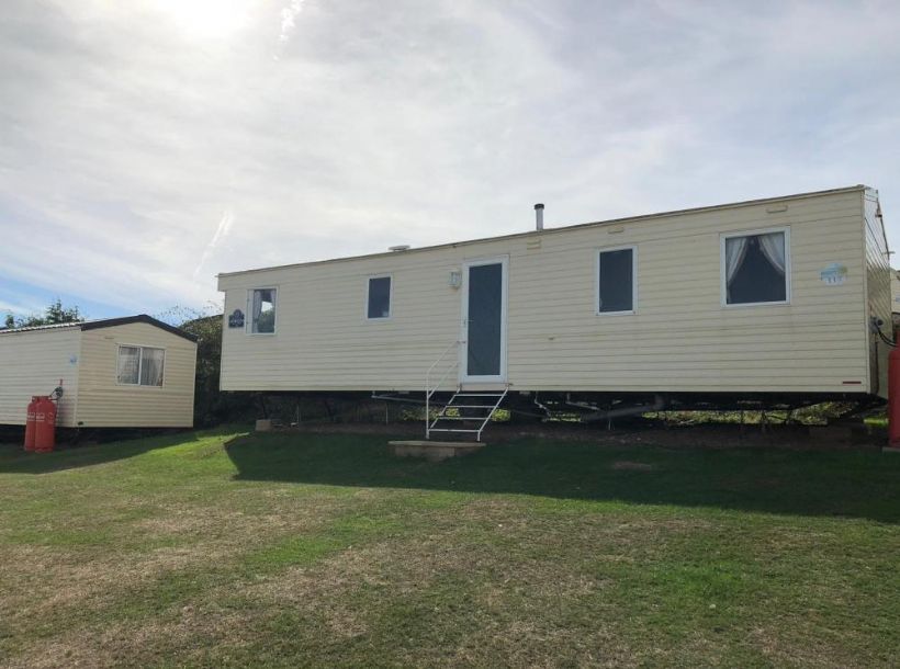 8 Berth Caravan For Hire At Sandy Bay, Devon Cliffs