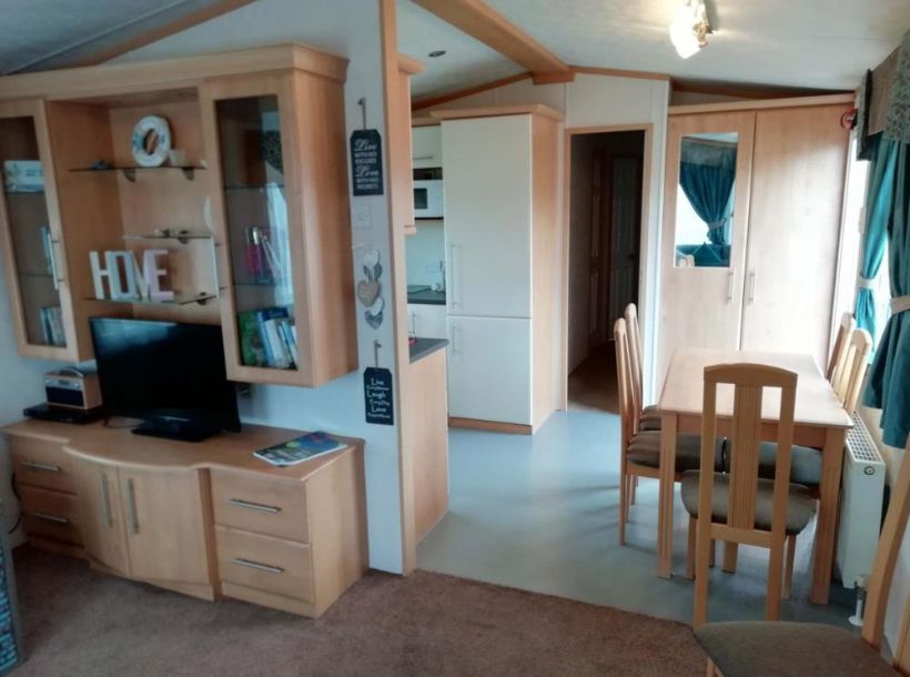 Caravan For Rent, Golden Sands Rhyl, Sleeps Up To 8