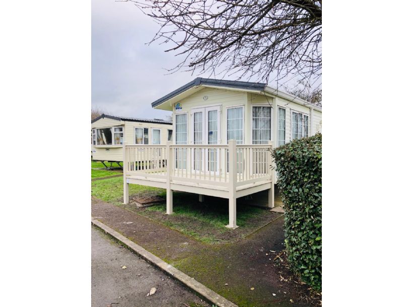 4 Berth Caravan at Burnham On Sea Holiday Village, West Coun